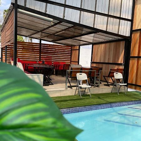 El Infinito Lifestyle Kempton Park Exterior foto