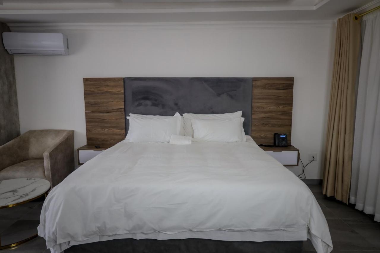 El Infinito Lifestyle Kempton Park Exterior foto