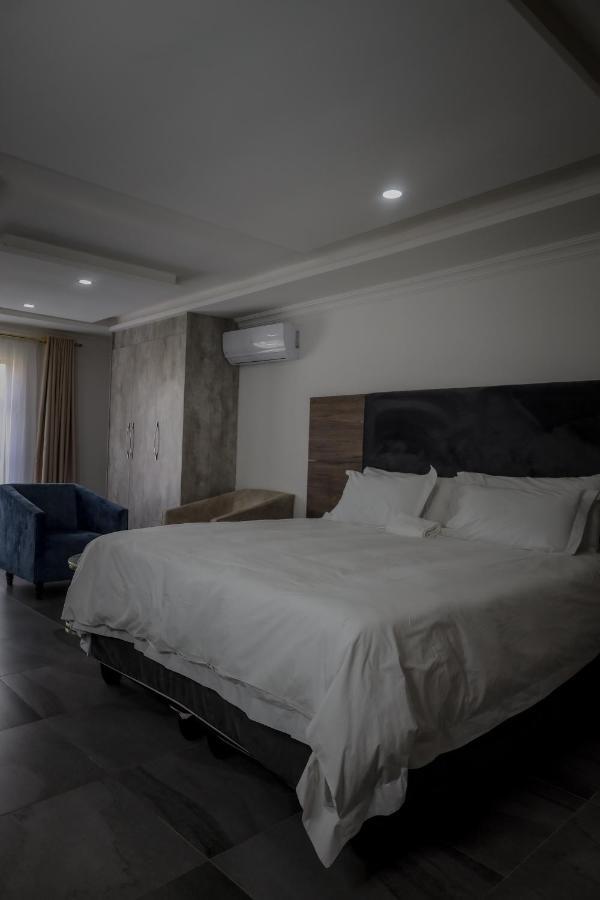 El Infinito Lifestyle Kempton Park Exterior foto